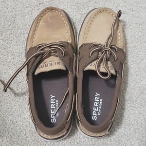 Boys Sperry boat shoes